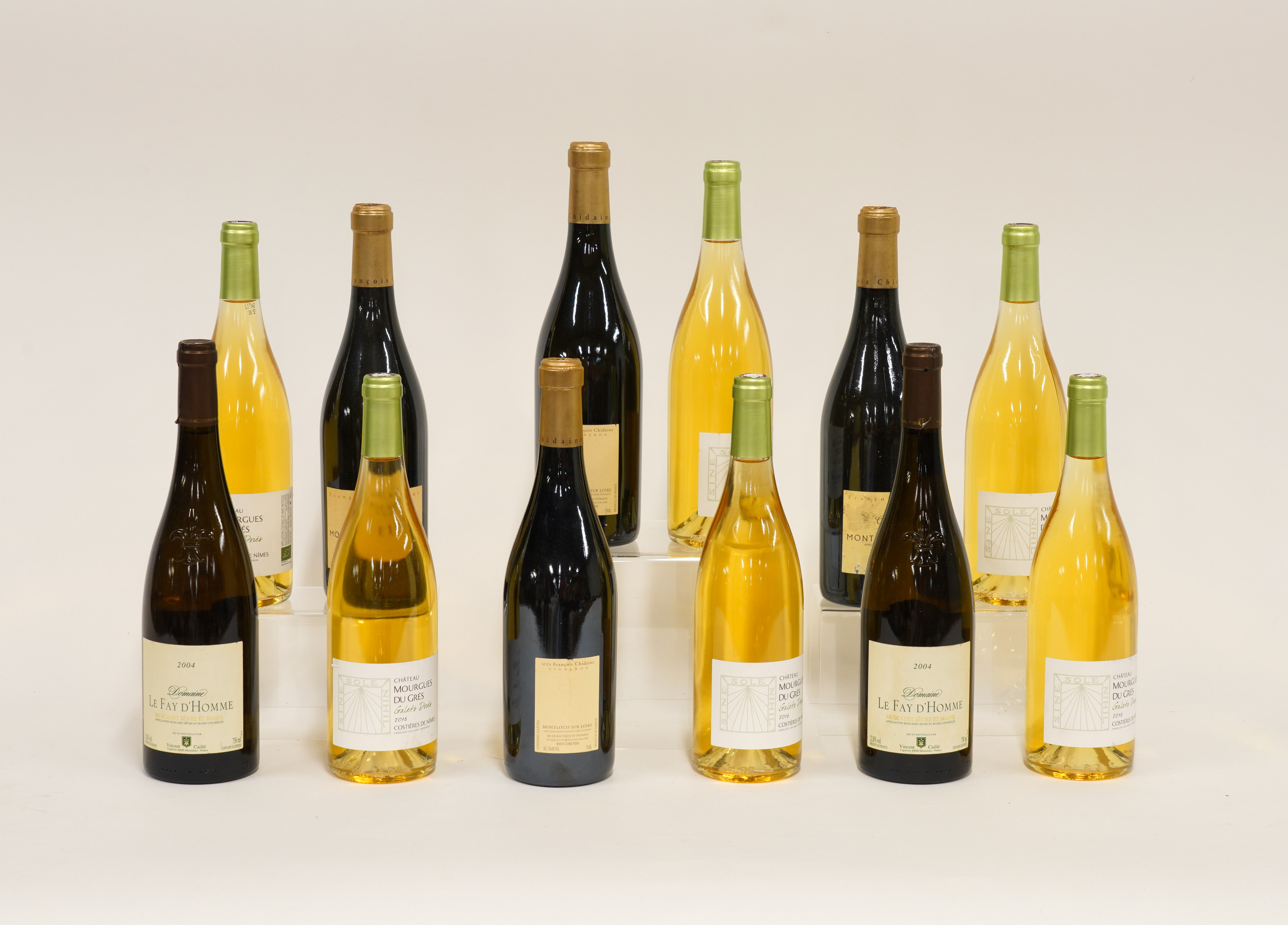 TWELVE BOTTLES OF MIXED WINES INCLUDING SIX BOTTLES OF CHATEAU MOURGUES DU GRES GALETS DORES...