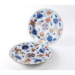 A PAIR OF CHINESE IMARI LARGE PLATES (2)