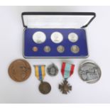 A COLLECTION OF FRENCH MEDALS, MEDALLIONS AND PAPERWORK (QTY)
