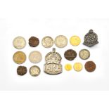 THREE GOLD COINS, FURTHER COINS AND TWO BADGES (16)