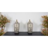 A PAIR OF VASE SHAPED TABLE LAMPS WITH CLASSICAL DECORATION (2)