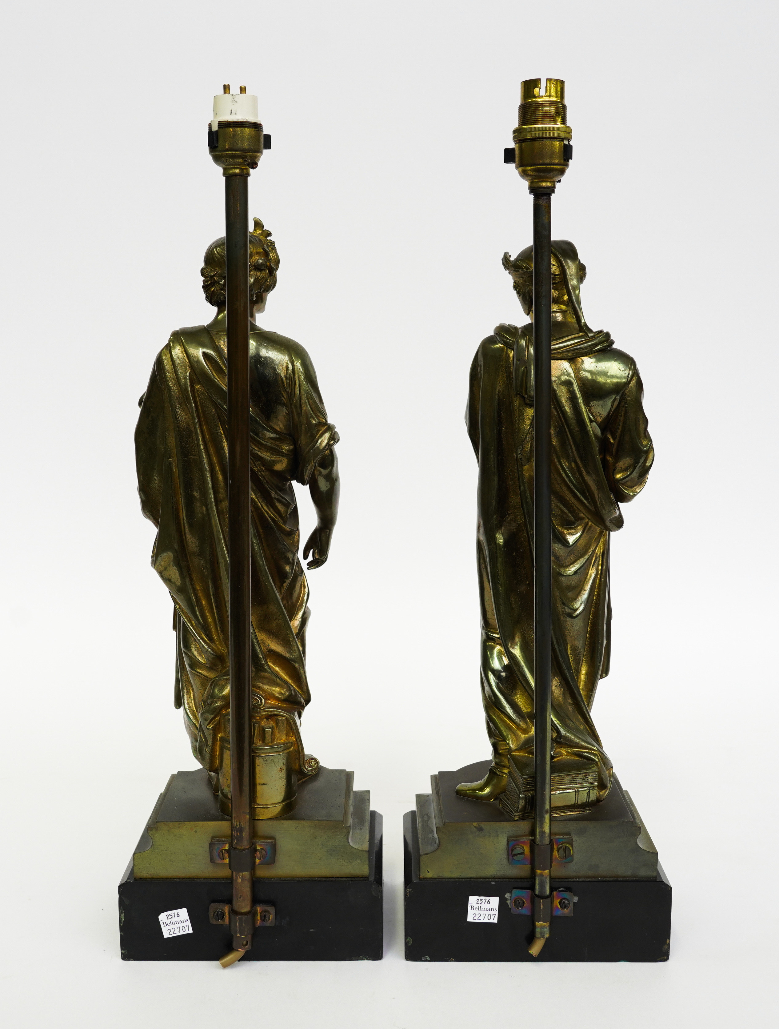 AFTER ANTOINE-PIERRE AUBERT: A PAIR OF GILT BRASS CLASSICAL FIGURAL TABLE LAMPS (2) - Image 4 of 7