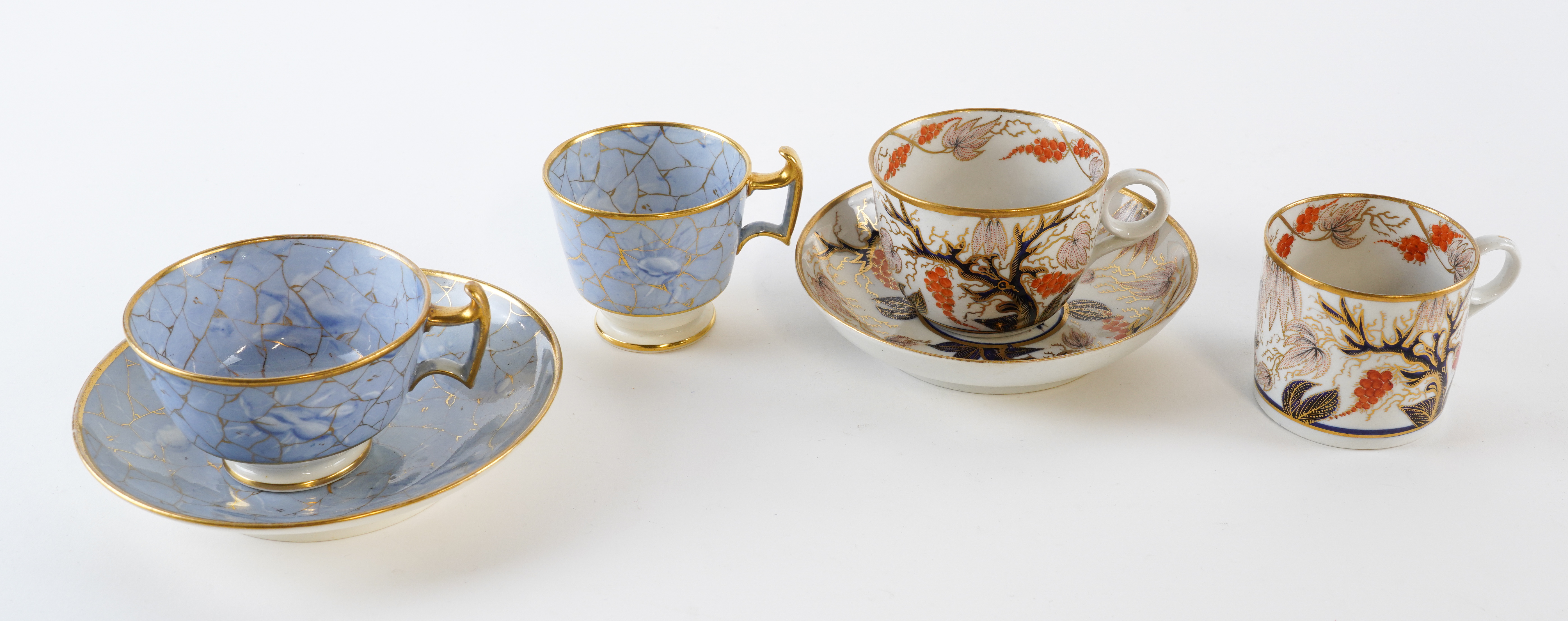 A NEW HALL PORCELAIN TRIO