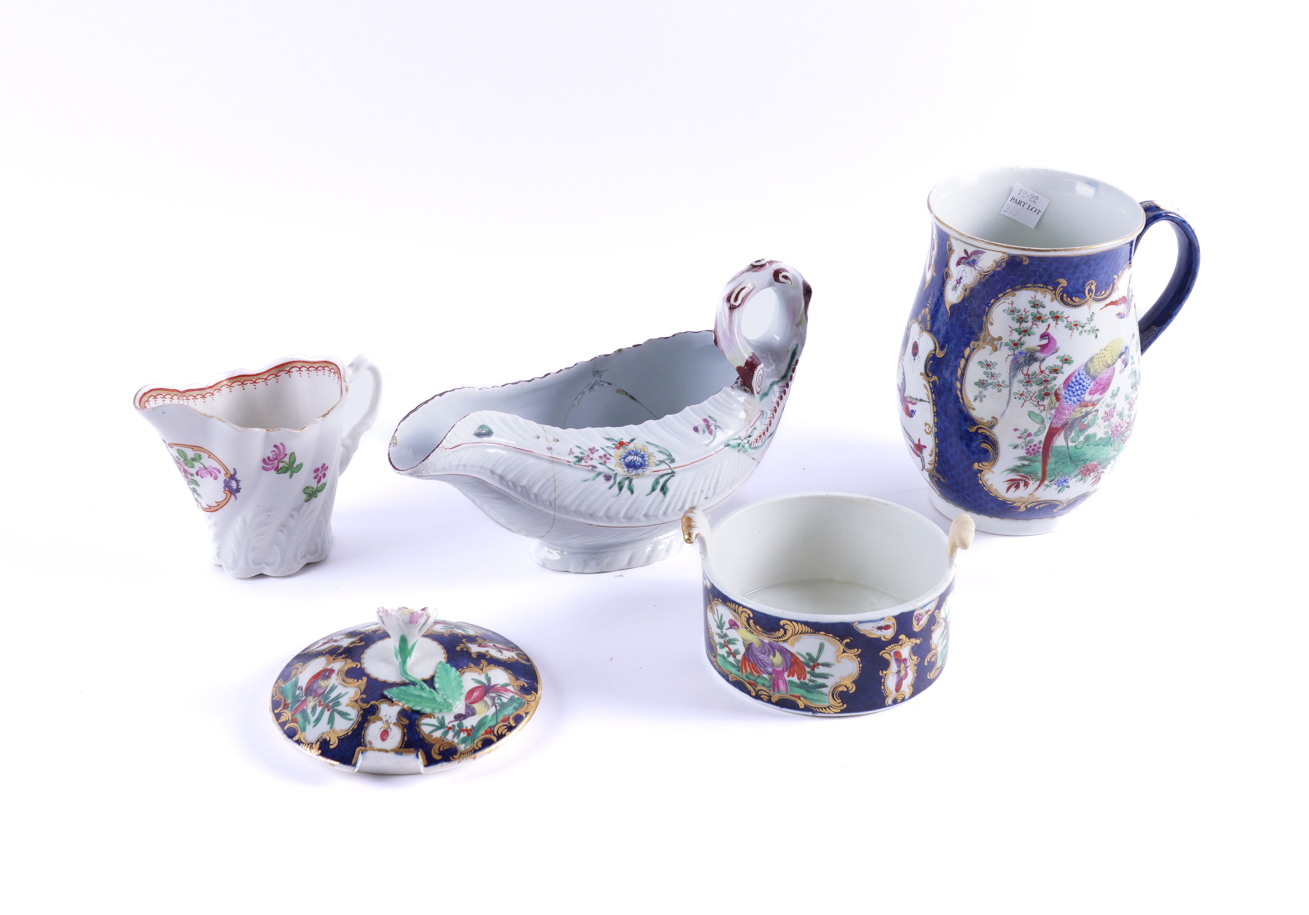 A GROUP OF WORCESTER PORCELAINS