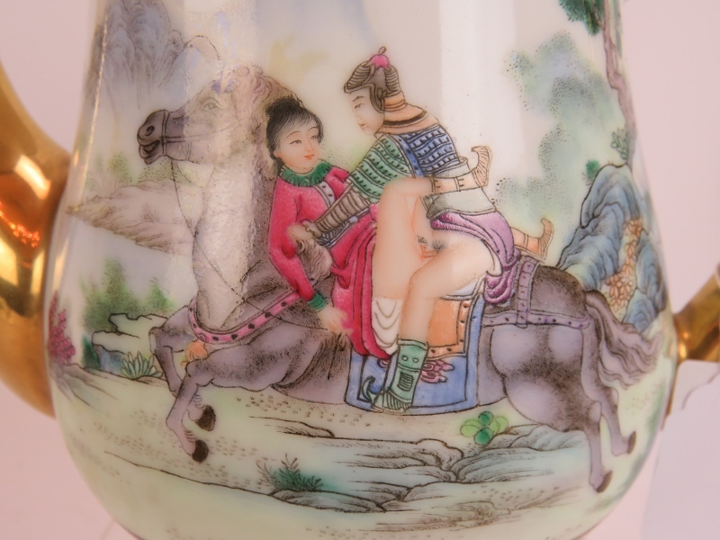 A Chinese Famille rose porcelain teapot and cover, 20th Century, hand painted in fine detail with - Image 4 of 9