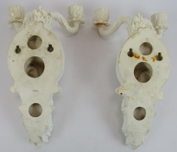 A pair of 19th Century Copeland porcelain two branch wall sconces with moulded foliate design - Image 5 of 7