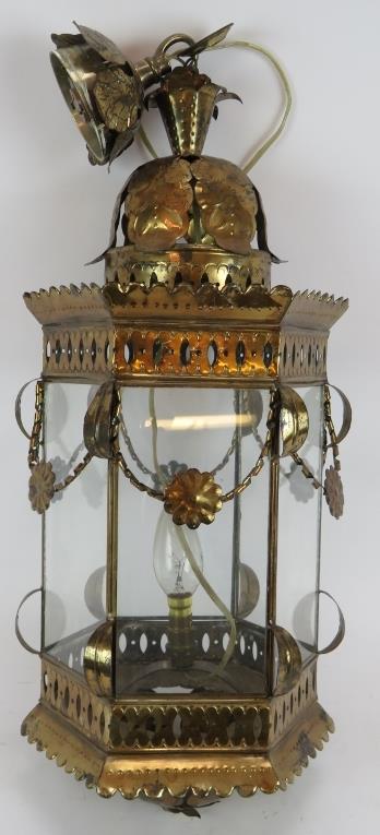 A vintage Persian style gilt hall lantern with floral swag decoration. Height 52cm. Condition - Image 2 of 3