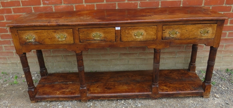 An early 18th century ash dresser/sideboard of excellent colour and patina, with plate rack shelving - Image 3 of 4