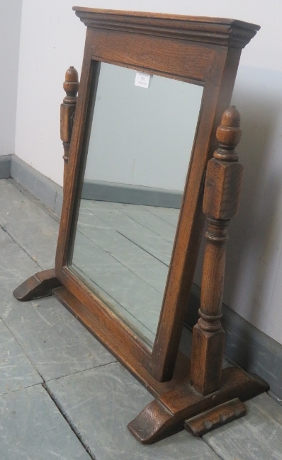 A vintage oak swing vanity mirror in the 18th century taste, with carved cornice and turned and - Image 2 of 2