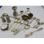 An assortment of silver to include: 5 Georgian silver teaspoons. London 1826 & 1827. A pair of