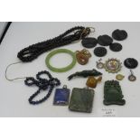 An assortment of mainly vintage jewellery, to include a large labradorite pendant, a lapiz lazuli