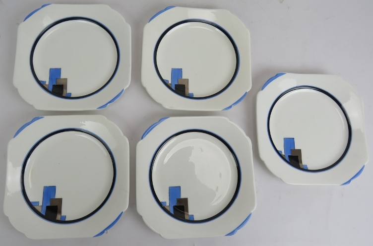 A 19 piece Shelley blue block Art Deco tea set by Eric Slater, comprising tea pot and stand, jug, - Bild 5 aus 7