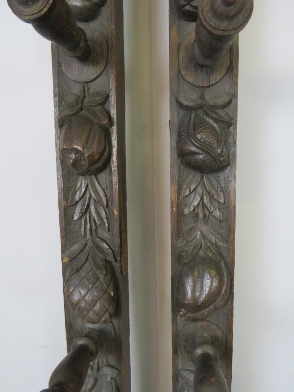 A pair of 19th century oak uprights, each carved with a green man mask and depictions of fruit and - Bild 3 aus 6