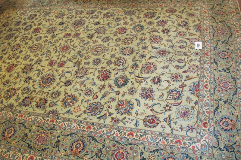 An excellent central Persian Kashan carpet, heavy floral pattern on a mint ground. Very good quality