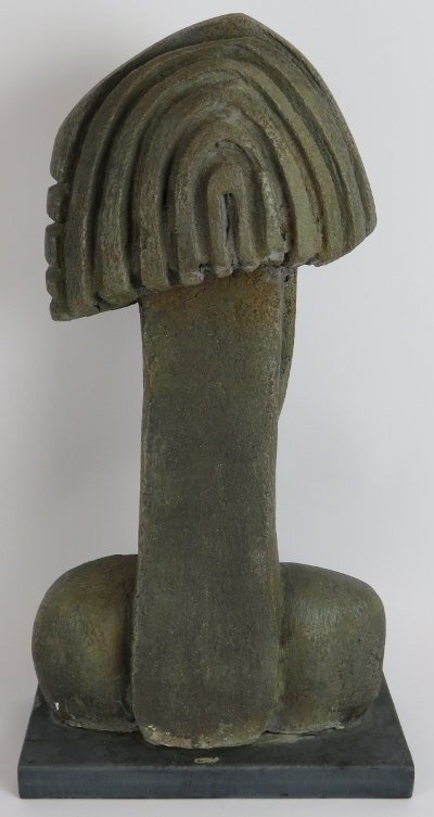 A large stoneware sculpture "Lockdown Head" by Peter Hayes (B.1946) mounted on a polished slate - Image 3 of 6