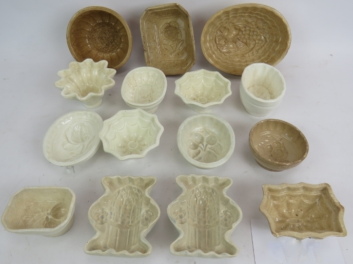 A nice collection of 15 x 19th century ceramic jelly/blancmange moulds, sizes range from 16cm down