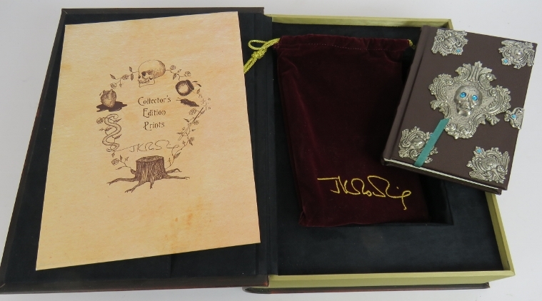 The Tales of Beedle the Bard, J.K. Rowling collector's edition 1st edition 2008 in cased box with - Image 3 of 7