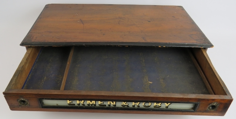 A set of 19th century mahogany Ermen & Roby cotton reel shop display drawers with gilt glass - Image 4 of 5