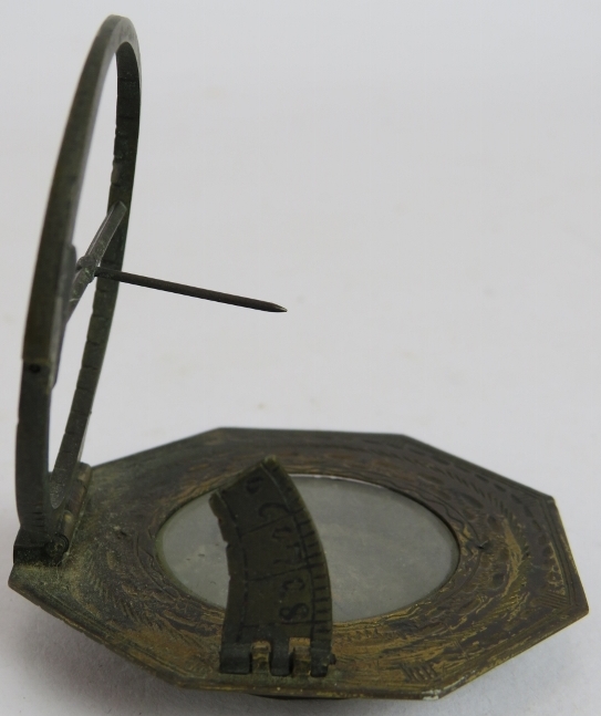 An 18th century gilt brass pocket compass sundial engraved "Eleva Po'll Augsburg Paris 48 Cracau - Image 3 of 5