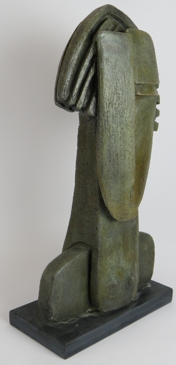 A large stoneware sculpture "Lockdown Head" by Peter Hayes (B.1946) mounted on a polished slate - Image 2 of 6