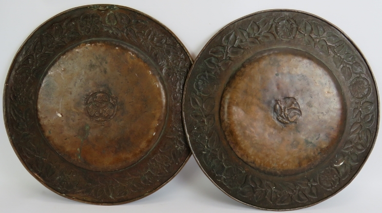 Two beaten copper Arts & Crafts chargers in the style of Keswick School of Industrial Arts. Each - Image 6 of 6