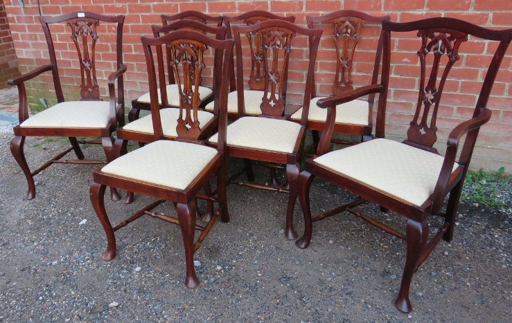 A set of eight (6+2) Edwardian Georgian Revival mahogany dining chairs with carved and pierced - Image 2 of 3