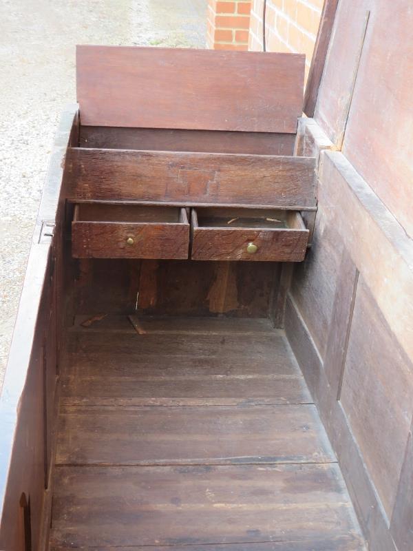 An 18th century oak mule chest, featuring an internal candle box with two small drawers under, the - Image 3 of 4