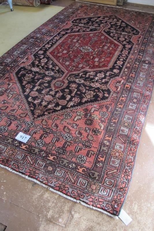 North West Persian Malayer carpet. Large central pattern with deep borders. Good colour and - Image 3 of 4