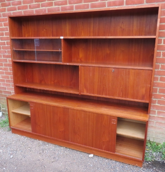 A mid-century Danish teak wall unit by Sejling Skabe, the top section with fall front bureau and - Image 4 of 4