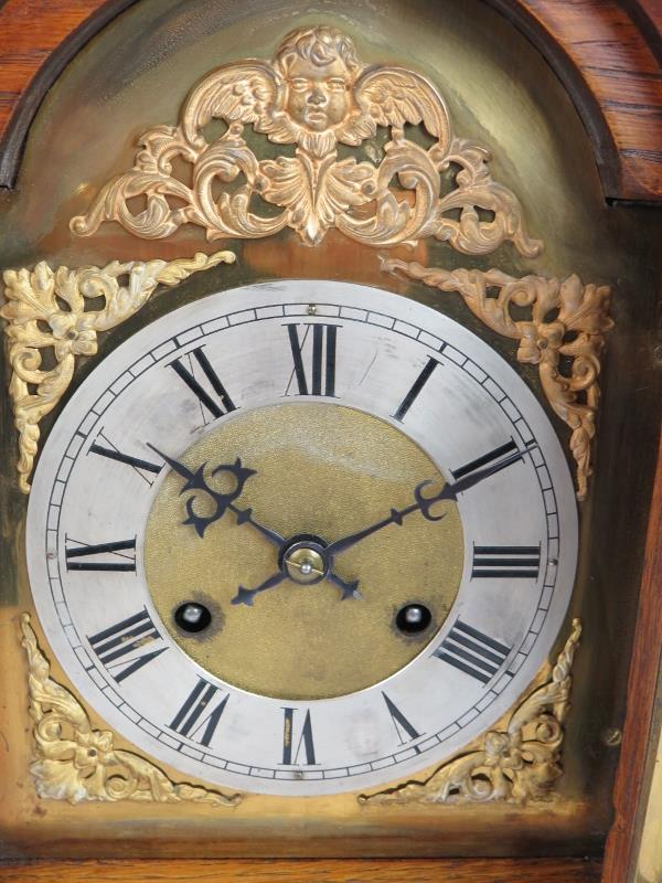 An oak cased mantel clock with striking and chiming German movement marked CB (Badische-Uhrenfabrik) - Image 2 of 5