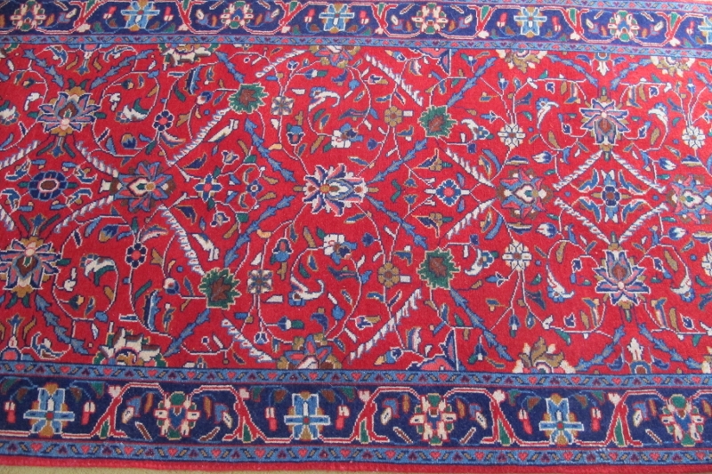 North West Persian Sarouk runner. Central foliage on claret ground and repeat blue border. Good - Image 3 of 3