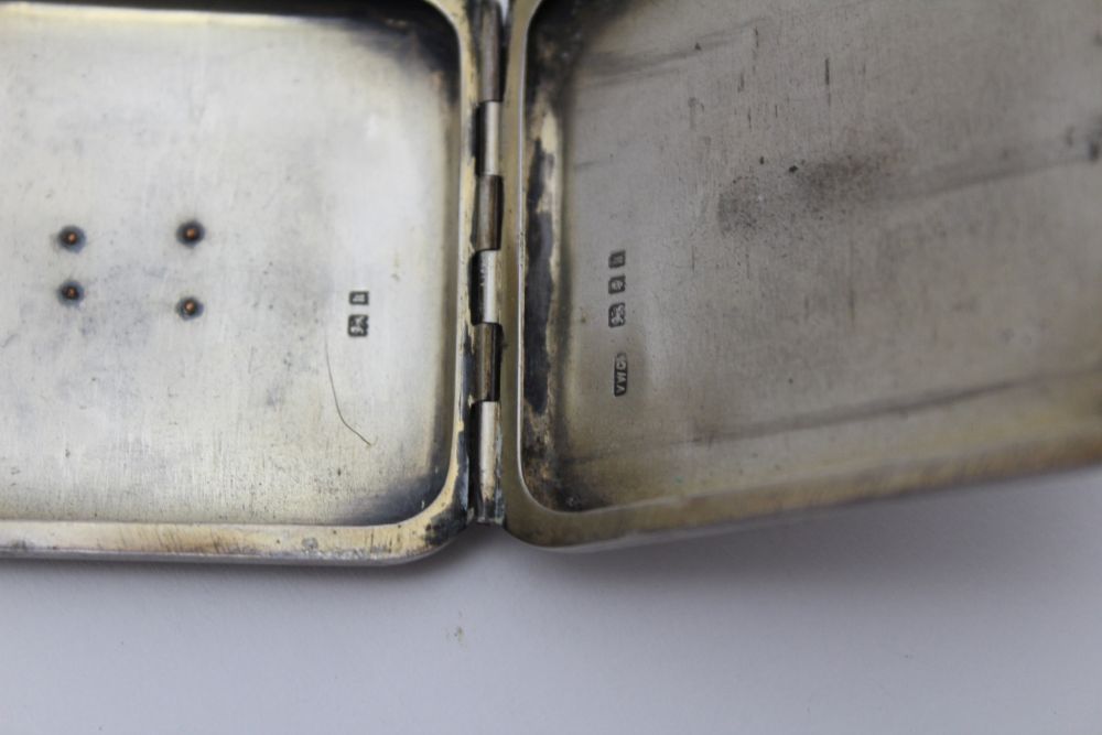 An Edwardian silver mounted pocket watch holder, having easel stand back, 11cm x 10cm, Birmingham - Image 4 of 7