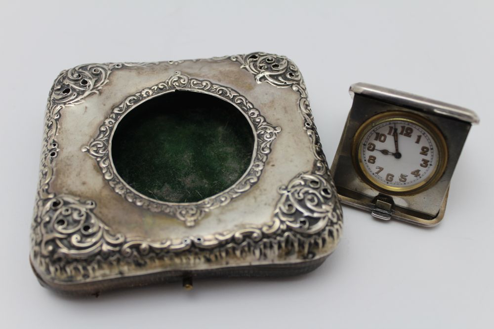 An Edwardian silver mounted pocket watch holder, having easel stand back, 11cm x 10cm, Birmingham