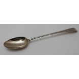Thomas Chawner, An 18th century silver basting spoon, London 1776, crested a lion with ermine
