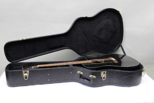 A Fender DG60CE with a black finish single cutaway acoustic guitar with fishman pre-amp and equalise - Image 6 of 6