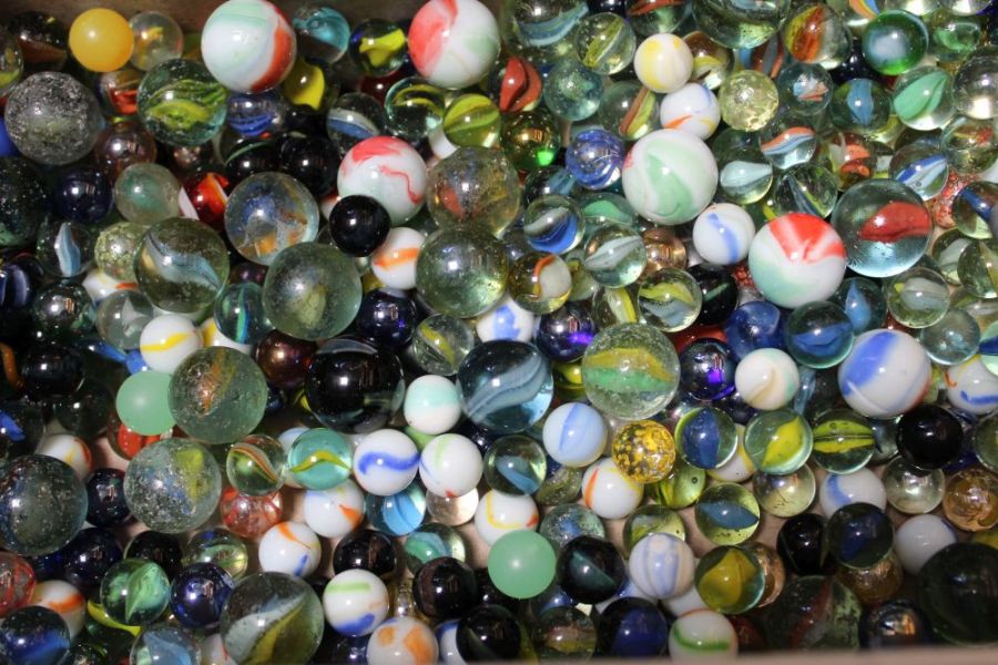 A large selection of marbles various - Image 2 of 3