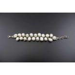 A silver & Baroque pearl bracelet