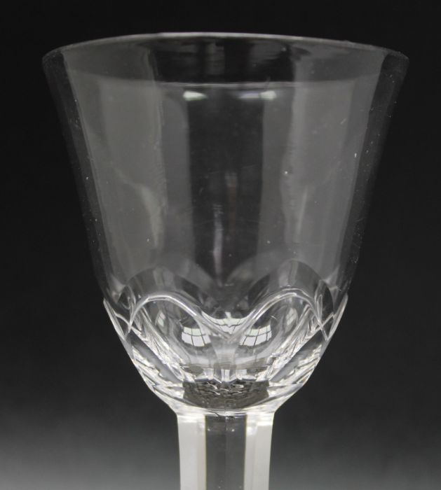 An 18th century panel cut stem wine glass with polished postil, circa 1790 - Image 2 of 6