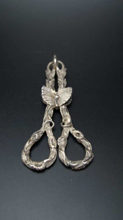 Joseph Willmore, an early Victorian silver sugar nips Birmingham 1841 - Image 7 of 12