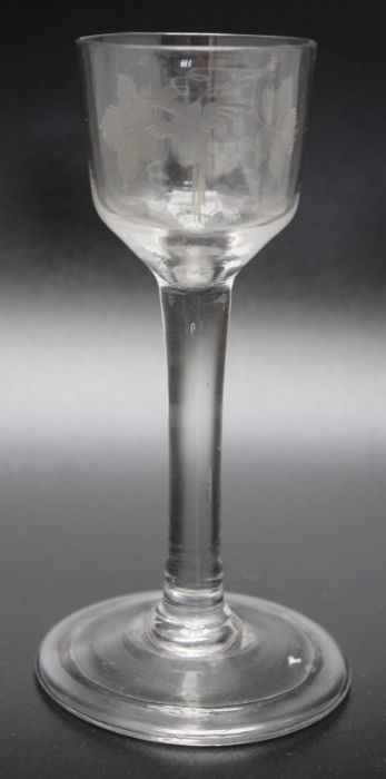 A set of three 18th century engraved wine glasses, folded feet "Bird in Flight" circa 1750 - Image 7 of 10