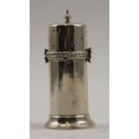 Deakin & Francis, a silver pepper, with gilded Interior, Birmingham 1901, 36g