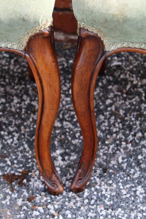 A set of six walnut French design dining chairs with carved crest rail - Image 3 of 3