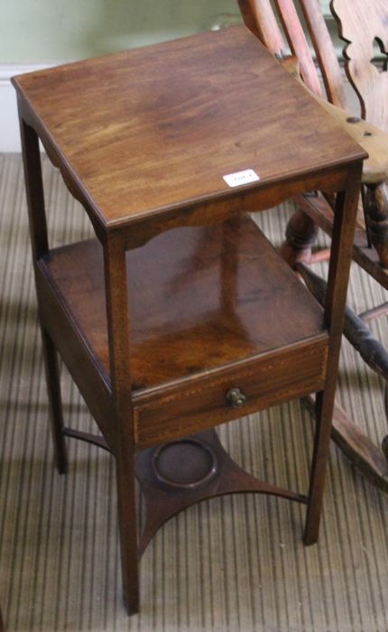 A Georgian mahogany wash stand, plain with single drawer