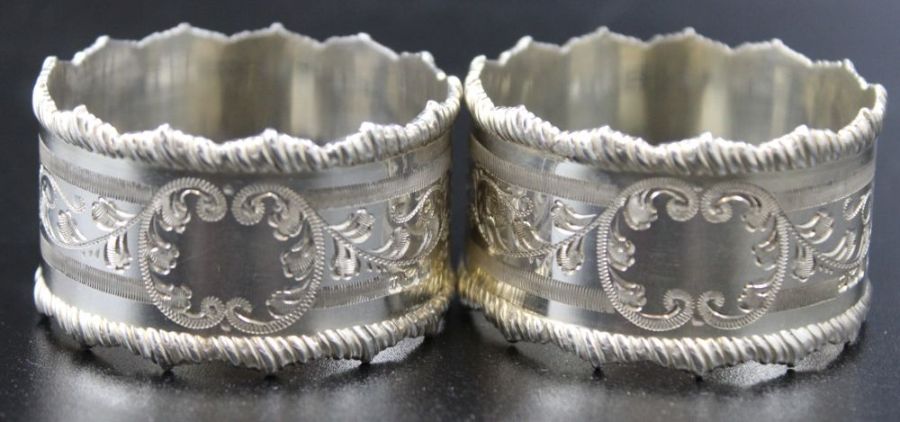 A pair of silver floral engraved napkin rings, Sheffield 1905 combined weight 55g - Image 4 of 6