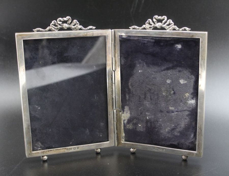 A Victorian hinged silver photo frame, to display four photographs, 17cm x 11cm, Birmingham 1899 - Image 5 of 8