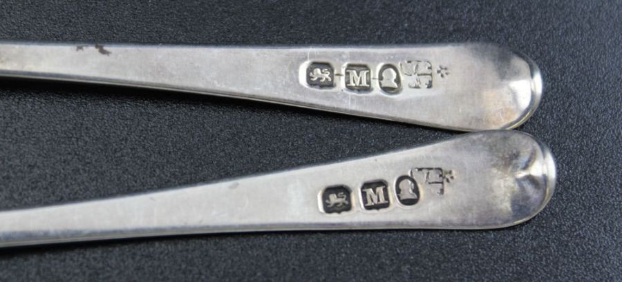 Two pairs of George III matching beaded edge salt spoons, one pair by Charles Hougham, - Image 7 of 8