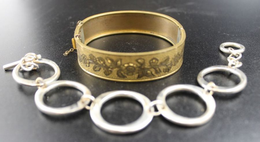 A Victorian gilt bracelet, together with various silver chains and pendants - Image 4 of 4