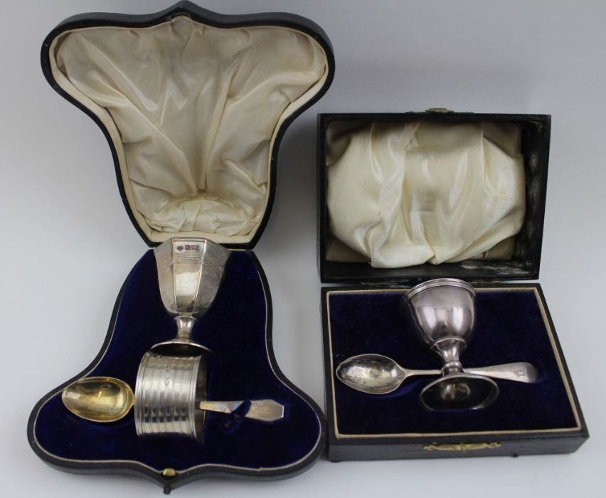 Two cased sets of egg cups with spoons, and two cased sets of silver handled knives - Image 3 of 3