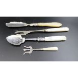 Henry Williamson Ltd. An Edwardian silver jam spoon with mother-of-pearl handle