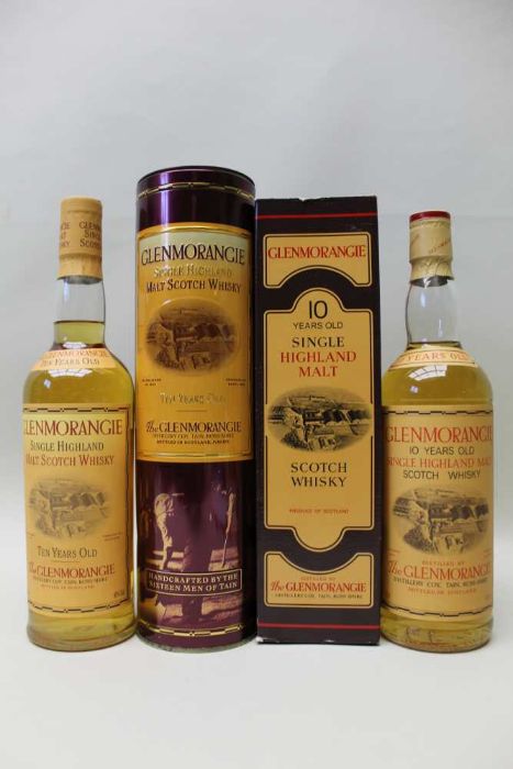 Glenmorangie 10 year old malt whisky in presentation box, 2 bottles